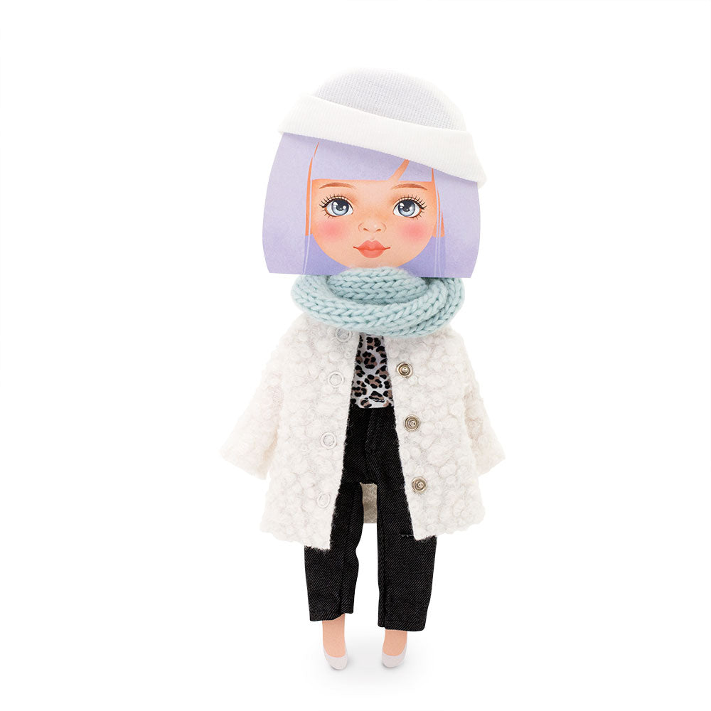 Haakpakket Pop Tess met gehaakte pruik & kleding set: Witte Bontjas
