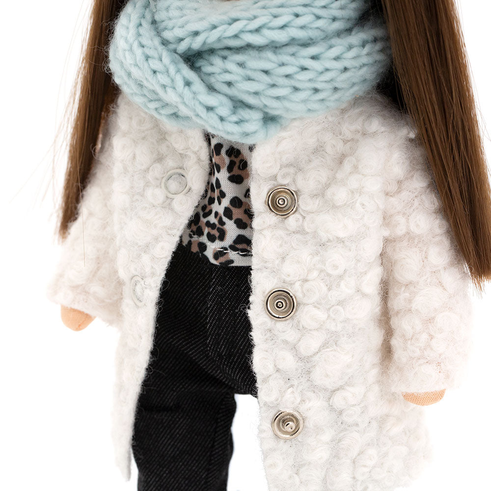 Haakpakket Pop Tess met gehaakte pruik & kleding set: Witte Bontjas