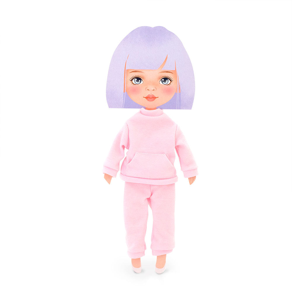 Haakpakket: Pale Pink, Roze trainingspak en halflang krullend gehaakt blond haar