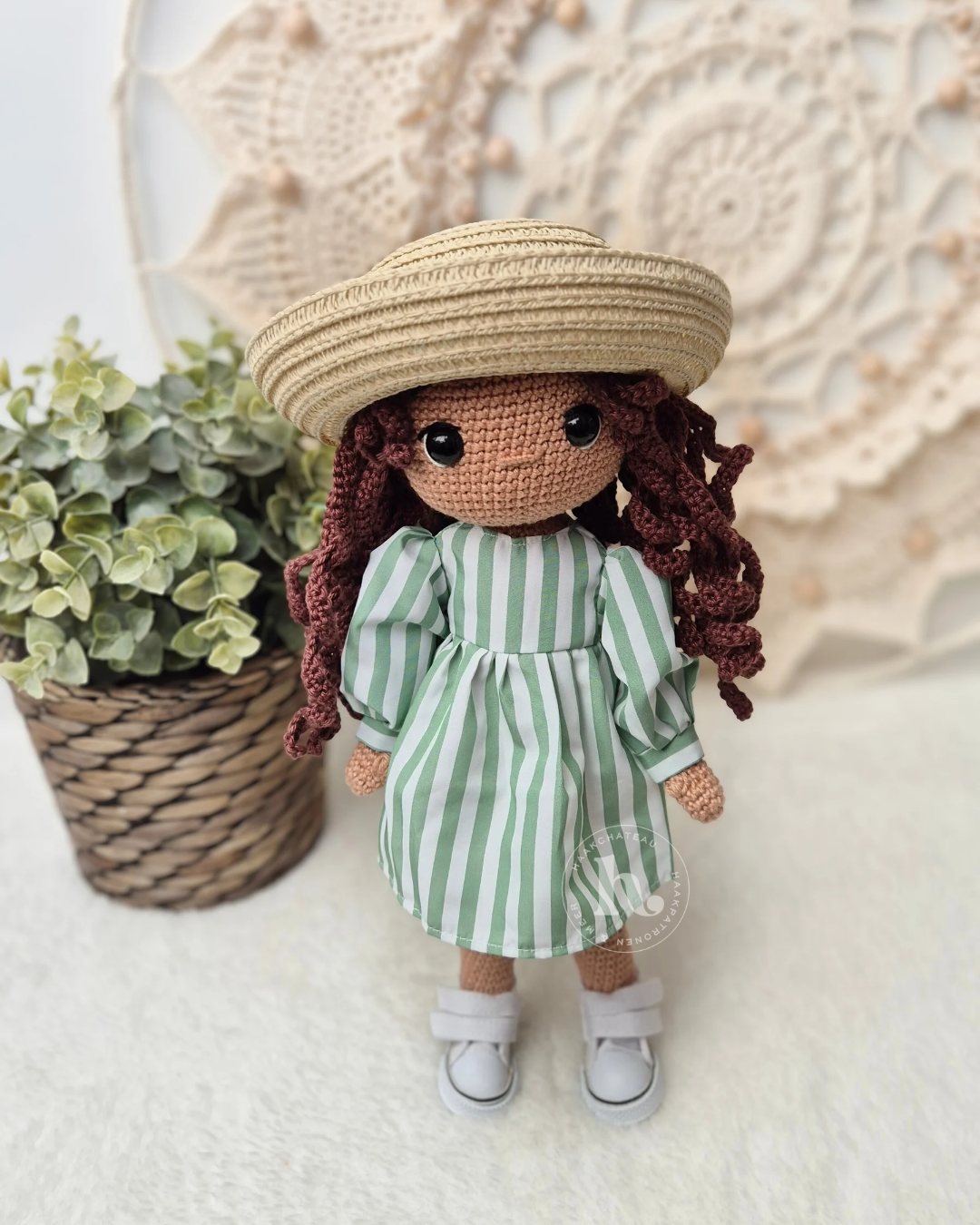 Haakpakket Pop Tess met gehaakte pruik & kleding set: Gestreepte Jurk